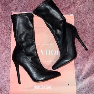 Black, Mini Boots, Size 5.5